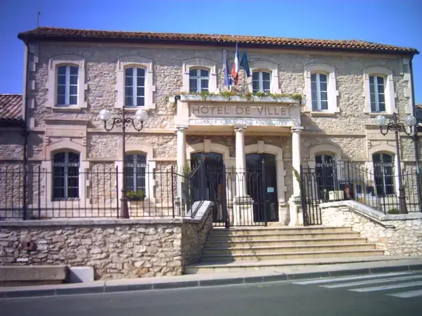 Abri Piscine Prix Installateur abri de piscine Lançon-Provence